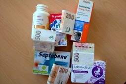 Kolik letos utratíte v lékárně při viróze nebo chřipce. Mějte doma raději finanční rezervu