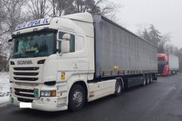 Policie byla nemilosrdná. Řidiči cizích kamionů na D1 přišli o doklady a značky, kauce přesáhly půl milionu