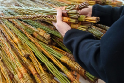 Zapojte se do dobročinné velikonoční akce koupí pomlázky