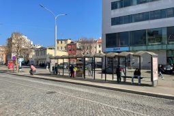 Nový přístřešek i dlažba. Zastávka v centru Olomouce projde proměnou