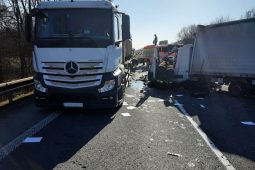 Týden na silnicích Olomouckého kraje: Tragédie i nehody na dálnici