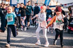 Stromovka se zabarví do modra. Charitativní běh podpoří lidi s poruchou autistického spektra