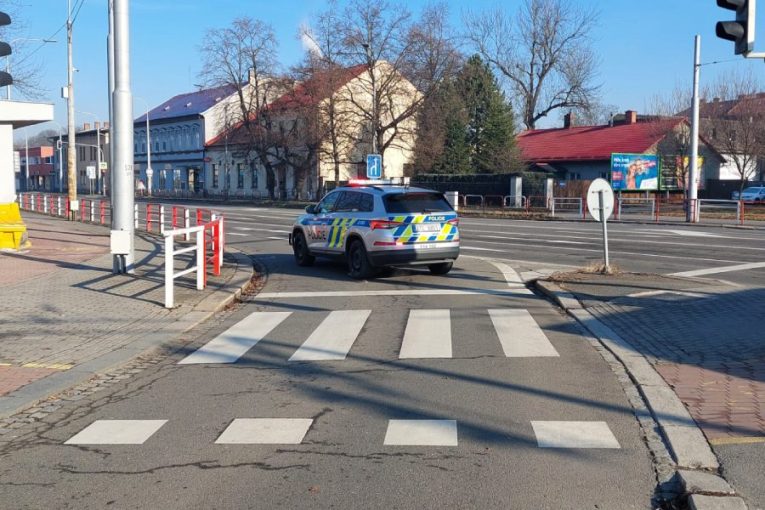 Řidička se v Ostravě střetla s cyklistou seniorem