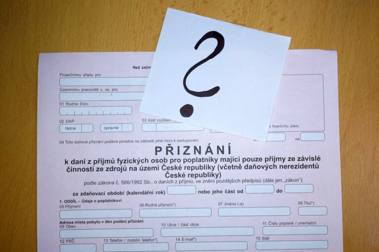 Zaměstnání a přivýdělek na DPP. Jak na daňové přiznání II. Vyplnění (nejen) online