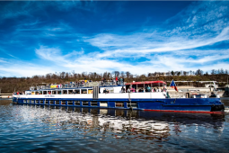 Den Vltavy zve na plavby zdarma i do běžně nepřístupných míst