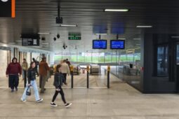 Českomoravská se otevřela po rekonstrukci. Výtah zatím chybí, stanici jsme prošli z hlediska přístupnosti