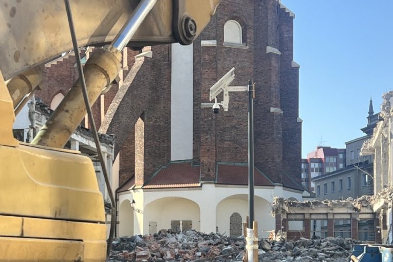 Město Opava: Slezanka je v horším technickém stavu, než jsme čekali. Musí se změnit postup bourání