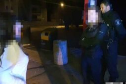 Dámská jízda skončila u policie. Auto měl řídit duch