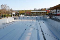 Práce na koupališti jsou v plném proudu, na sezonu bude připraveno