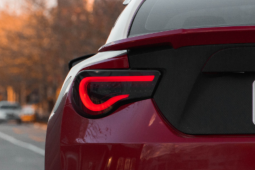 V Heralticích začala městská policie měřit rychlost. Řidiči tam jezdí jako „draci“