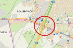 Oprava mostu u Globusu zkomplikuje dopravu. Omezení pocítí i řidiči na Hradec