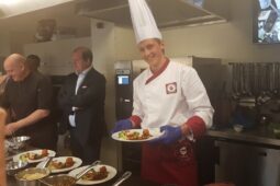 Chybí řemeslníci. Praha ocenila mladé talenty, nově i sládky