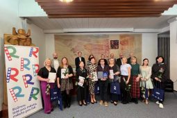 Rožnovským pedagogem roku se stal „Král Miroslav“ ze Základní školy Záhumenní