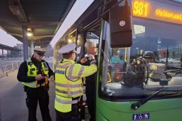 Dopravní akce na Kroměřížsku se zaměřila na řidiče autobusů, padly desítky pokut