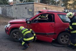 Výbuch LPG poškodil v Kuřimi šest aut