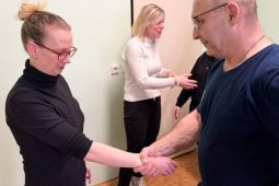 Strážníci městské policie učili pracovníky sociálních služeb sebeobranu