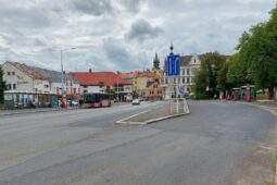 Řidiče čekají nepříjemné komplikace. Způsobí je oprava vodovodu a kanalizace