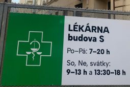 Lékárna anenské nemocnice bude nově otevřena i večer a o víkendu
