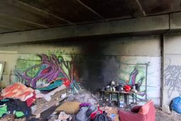 Bezdomovci poškodili most v Třebíči, oprava stála přes 100 tisíc korun