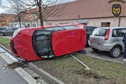 Pět nehod a tři zranění. To je včerejší bilance na krajských silnicích