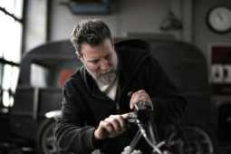 Právo na opravu posiluje. Náhradní díly mají být dostupné až deset let, kazítka dostanou stopku