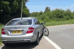 Ve Vnorovech se srazilo osobní auto s cyklistou