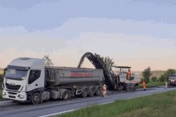 Oprava povrchu silnice 430 omezí dopravu mezi Holubicemi a Rohlenkou 