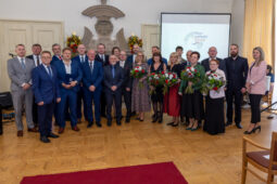 OBRAZEM: Hejtman ocenil 20 výjimečných pedagogů. Jsou mezi nimi i ti vaši?