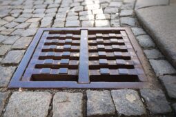 Náměstí čekají opravy, k úplné uzavírce ale nedojde