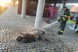 Z hotelu v Čeladné se kvůli požáru museli evakuovat hosté