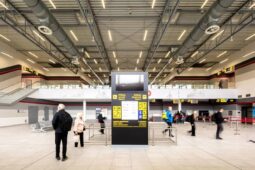 VIDEO: Letiště v Pardubicích slavnostně otevřelo nové podlaží terminálu.