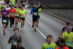 Pardubický vinařský půlmaraton spolu s hokejovým finále omezí dopravu v Pardubicích