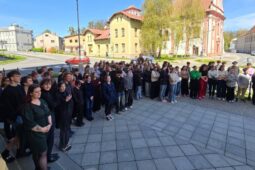 FOTO: Podporu veřejnoprávním médiím vyjádřili také studenti z Příboru