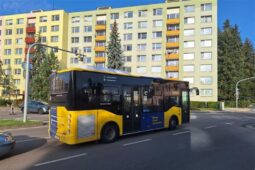 Benešov čeká dopravní maraton: Výluky a změny linek potrvají až do října