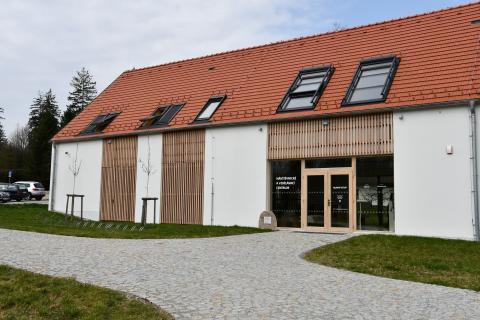 Nové návštěvnické a vzdělávací centrum v Trocnově otevřelo dveře veřejnosti