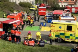 Zásah kvůli ebole nanečisto. Do akce vyrazil biohazard tým