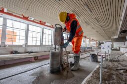 VIDEO: Rekonstrukce bazénu Evžena Rošického v Jihlavě míří do finále