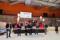 Nymburk má nový zimní stadion. Starý po padesáti letech končí