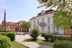 Ve Valašských Kloboukách opraví historickou radnici. Úřad se dočasně přestěhuje