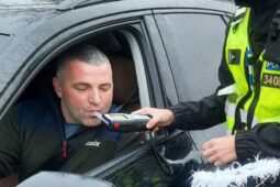 Svátky bez tragédií, přesto plné hříšníků za volantem