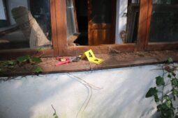 Pětice recidivistů řádila na Trutnovsku: škoda půl milionu