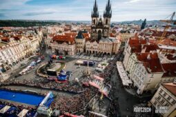 Pražský maraton 2026 přinese sportovní zážitek i výrazná dopravní omezení