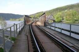 Nové vlaky pro Posázavský Pacifik. Trať čeká modernizace, pomohou baterie