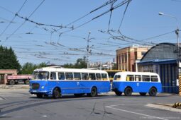 Legendární vozy znovu v ulicích. Historické autobusy a trolejbusy vyjedou o květnových svátcích