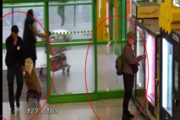 Kdo ukradl peníze určené na charitu? Pomozte!