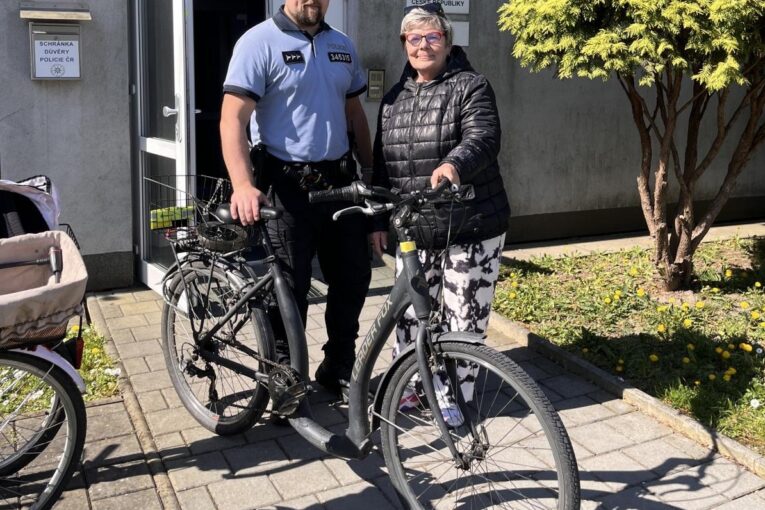 Zloděj ukradl seniorce speciální kolo, ještě ten den byl dopaden