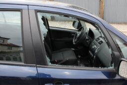 Liberečtí policisté dopadli muže, který má na svědomí vloupání do 37 vozidel