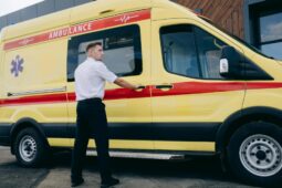 Záchranáři trénují na krize: střelba, teror i extrémní počasí mění jejich práci i požadavky na vybavení