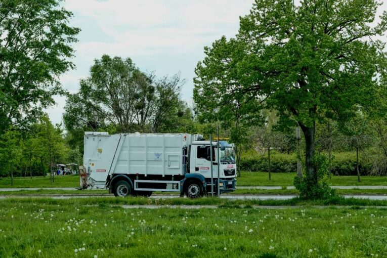 Řidiči, bez kterých by se Praha brzy změnila k nepoznání