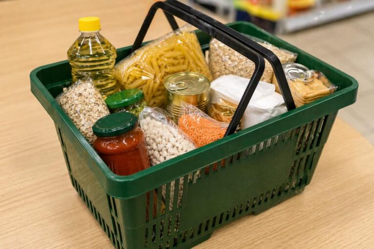 Sbírka potravin se blíží. Pomoci může každý